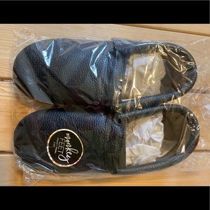 Girls black Moccasins